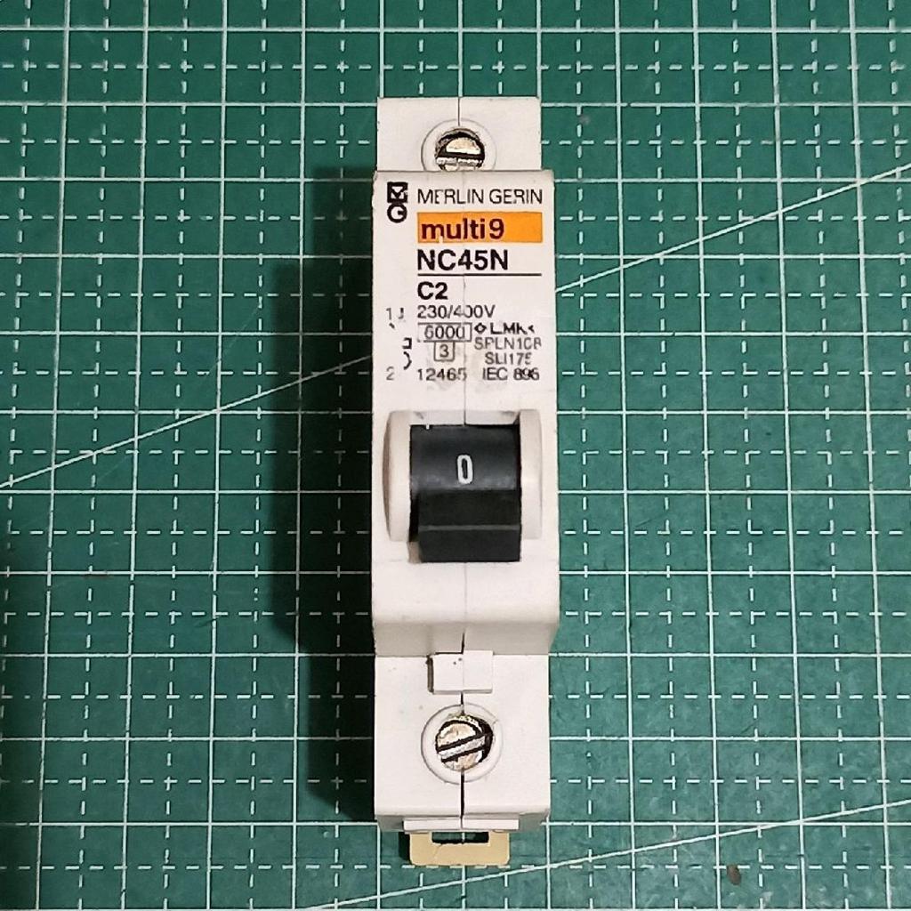 MCB MERLIN GERIN Multi9 NC45N C2 1P MCB 2 Amper 1 Pole