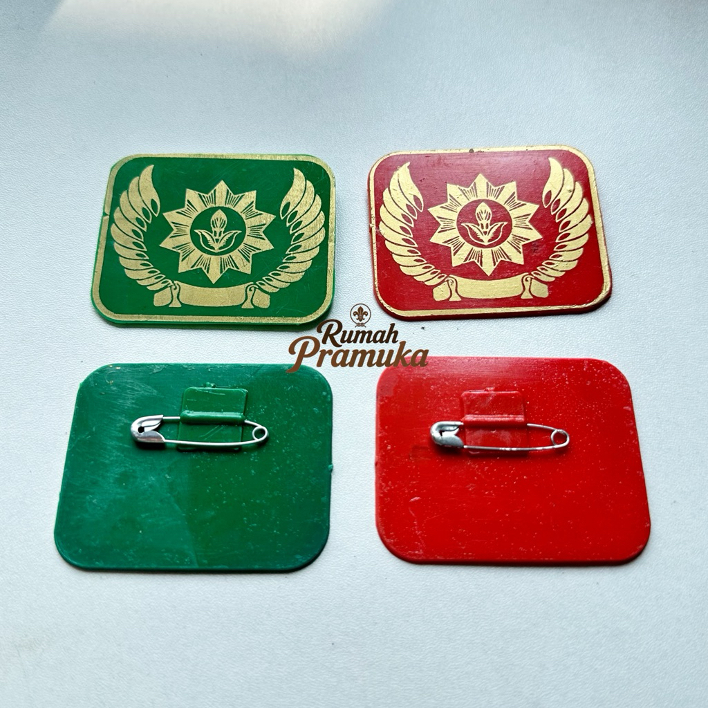 Tanda Topi HW Baret Plastik Mika Hijau Merah