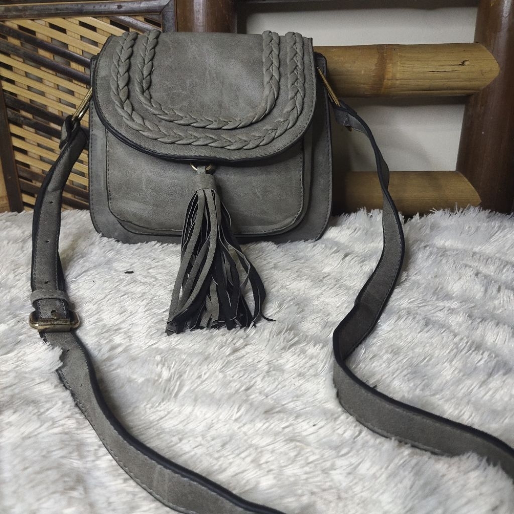 PL tas selempang wanita kulit Suede abu
