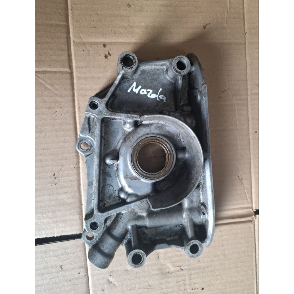 pompa oli mesin mazda 626 lx glx 1600cc 84-87