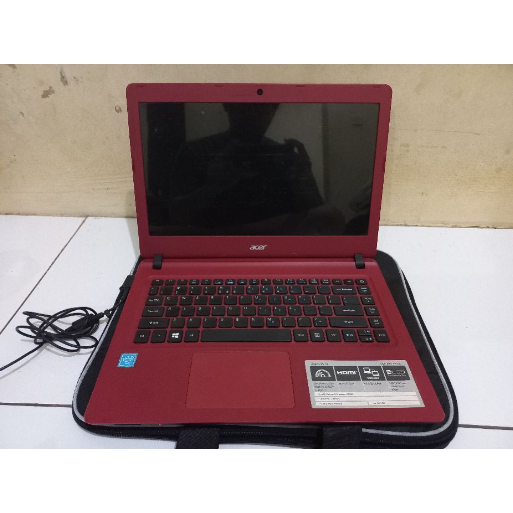 Laptop Notebook Acer 14Inch ES1 432 Mulus Body (cek deskripsi)