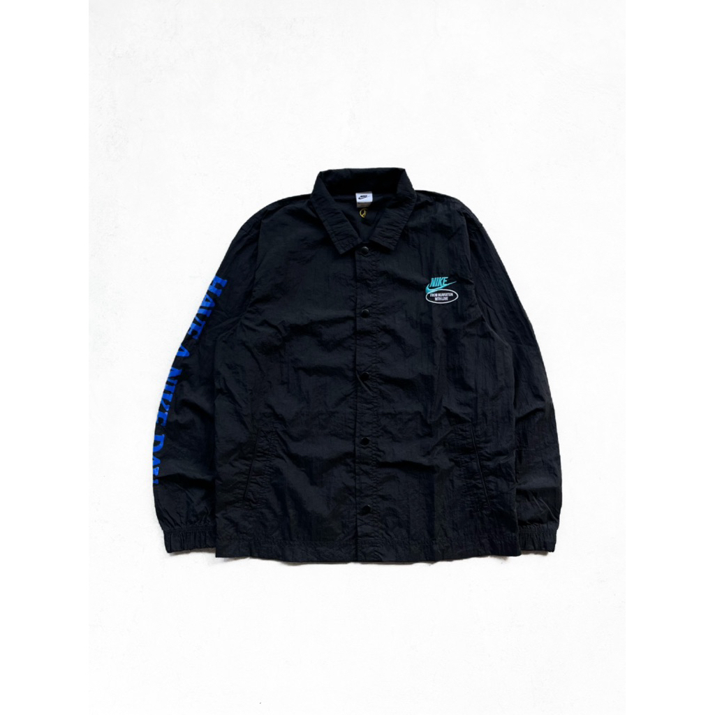 HAVE A NIKE DAY COACH JACKET