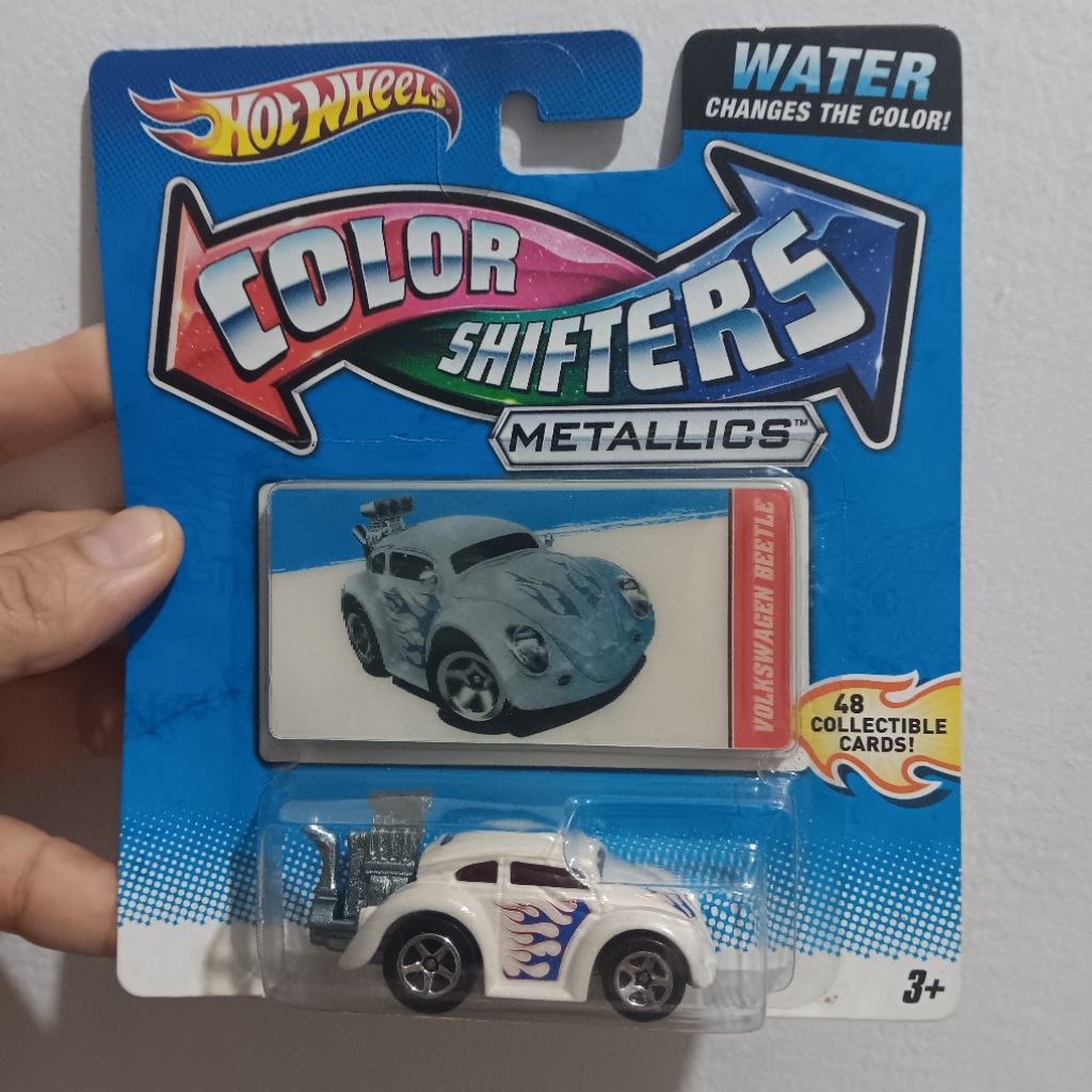 HOT WHEELS COLOR SHIFTER VOKLSWAGEN VW BEETLE LAMA