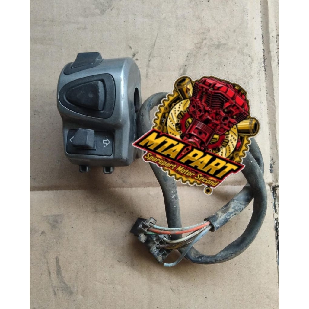 Holder saklar kiri K16 Honda Scoopy fi 2012-2016 original copotan