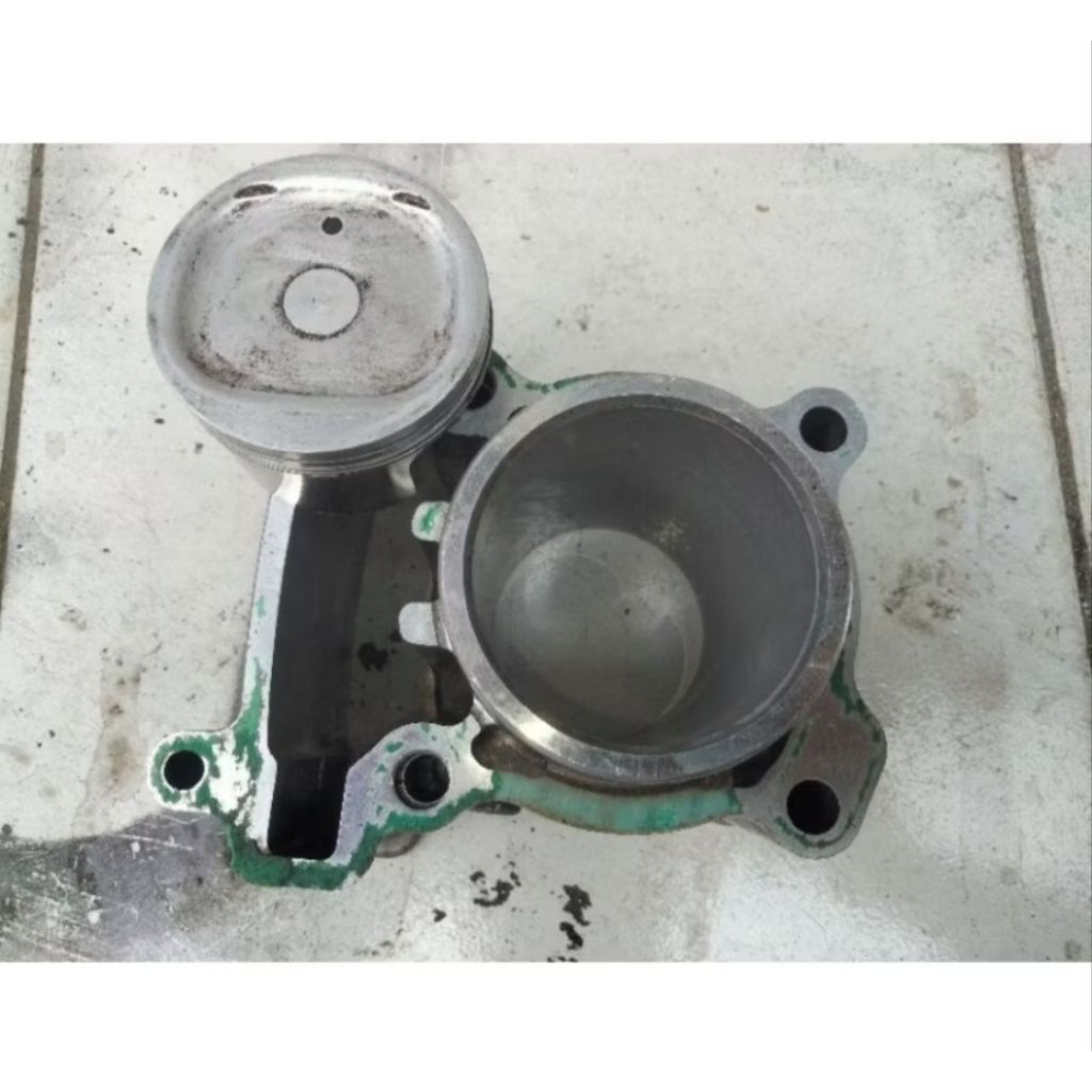 Piston Boring Blok Seher Vixion Old 3C1 / 1PA Vixion New Original Tinggal Pasang