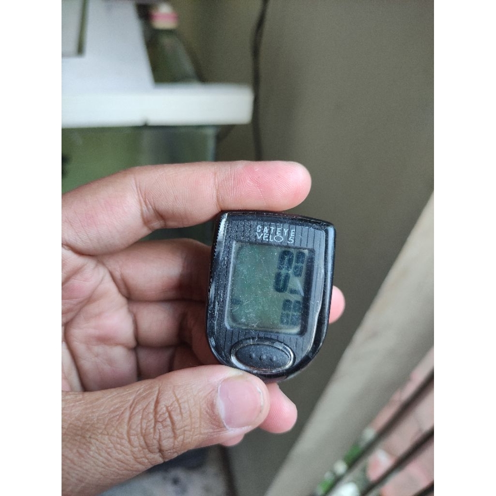 speedometer sepeda cateye velo 5