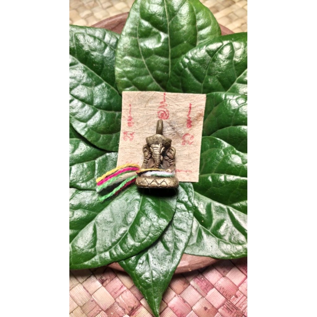 liontin phra phikanesuan/ganesha