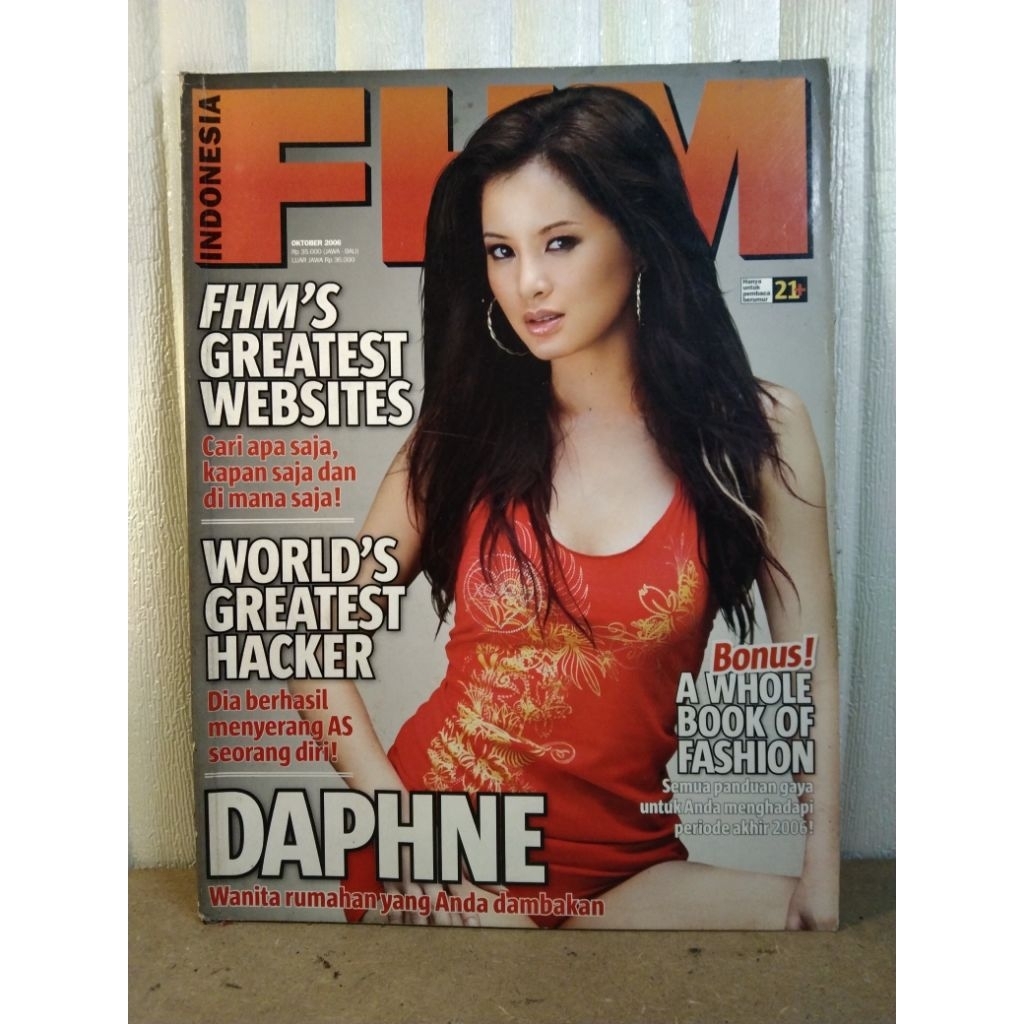Majalah FHM cover DAPHNE edisi Oktober 2006 no.38