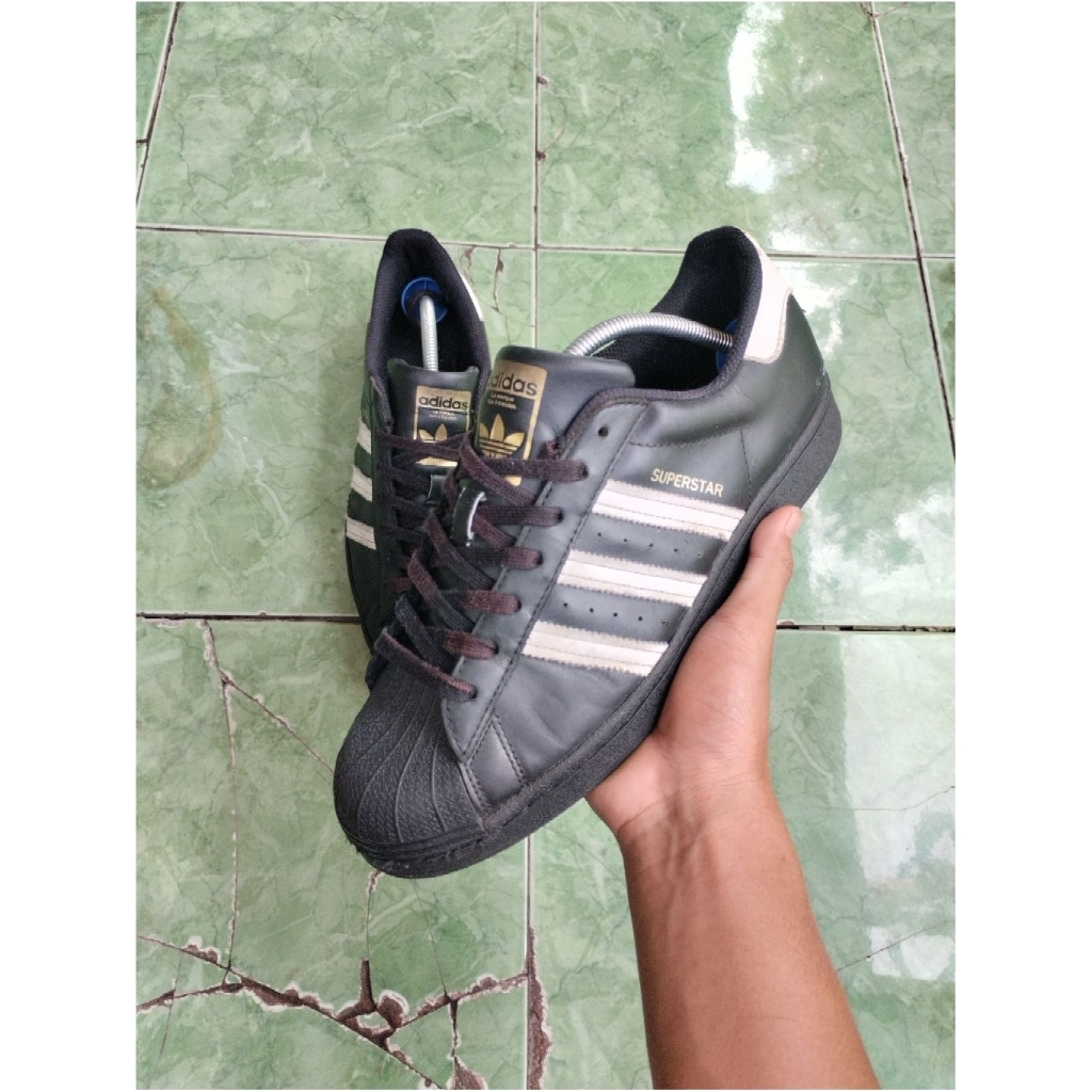 co sepatu cowo keren