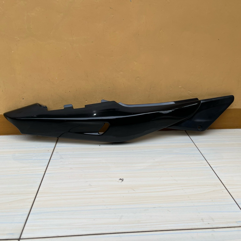 cover body bodi belakang ninja rr old zx cbu KANAN original copotan