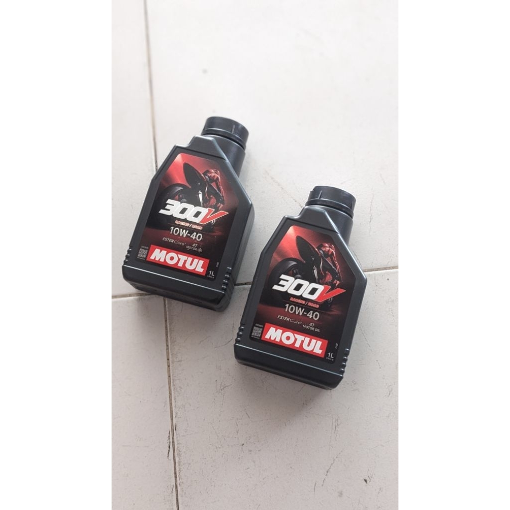 Oli Motul 300V