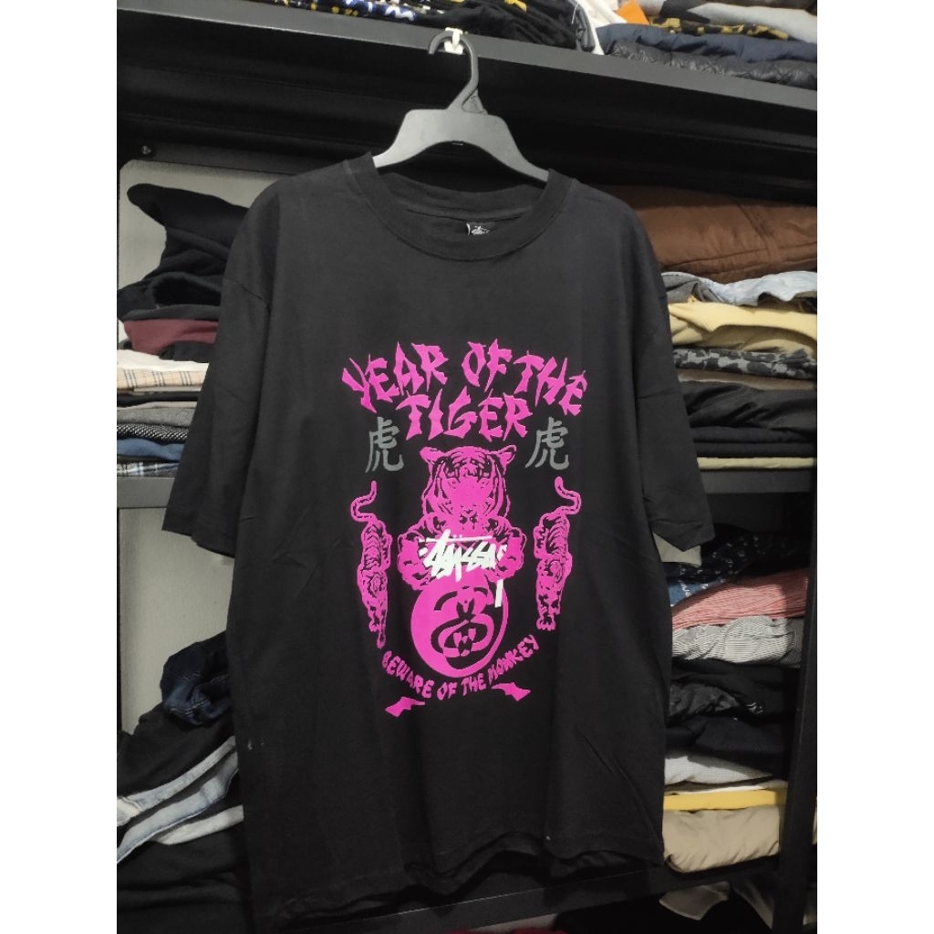 Stussy tigers T shirt second