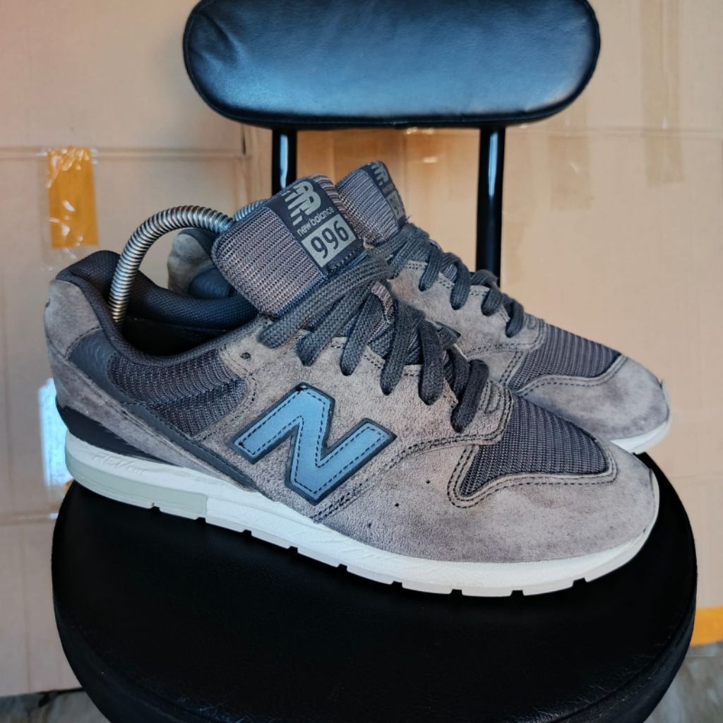 NB New Balance 996 Sepatu Second ORIGINAL Size 41.5 (26 cm) MINUSAN
