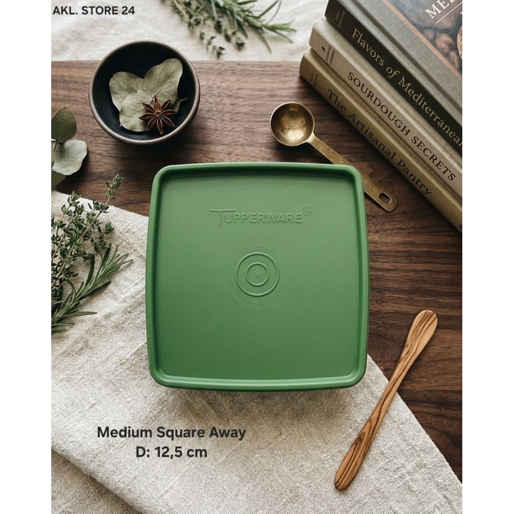 Tutup Medium Square Away 360 ml Tupperware Baru