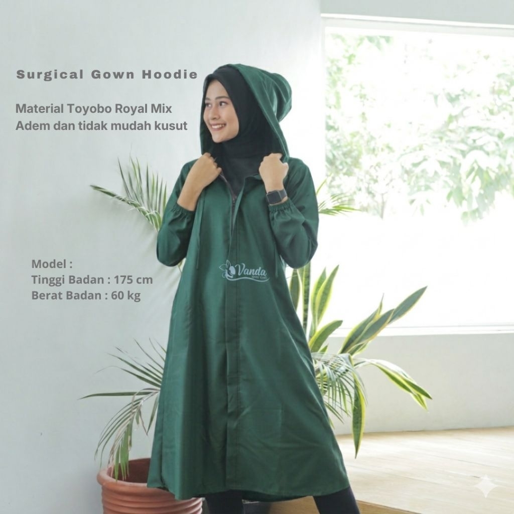 Gown APD/Gown medis (model Hoodie)