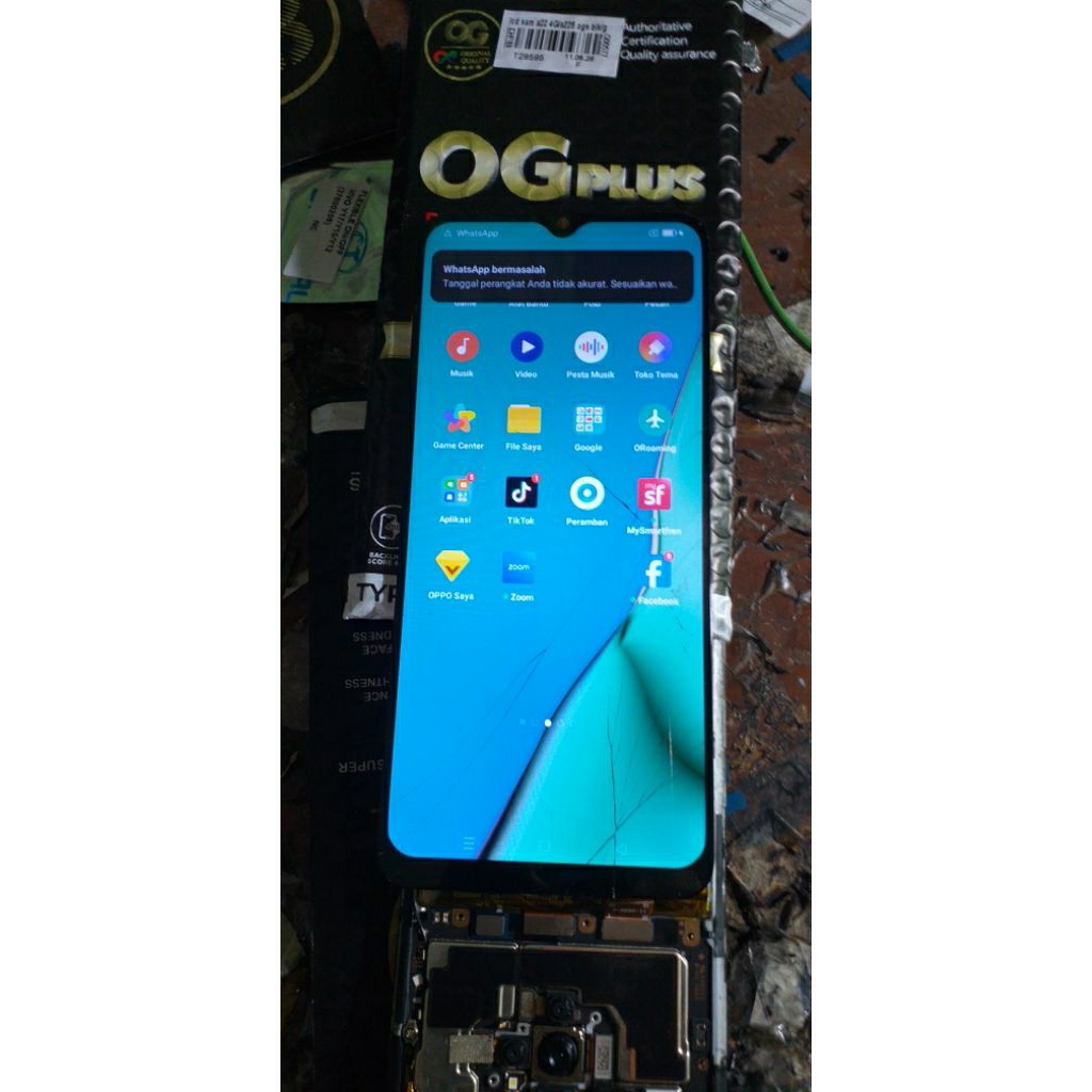 lcd touchscreen oppo a5 2020/ a9 2020/ a31 copotan minus kaca retak merek braderpart