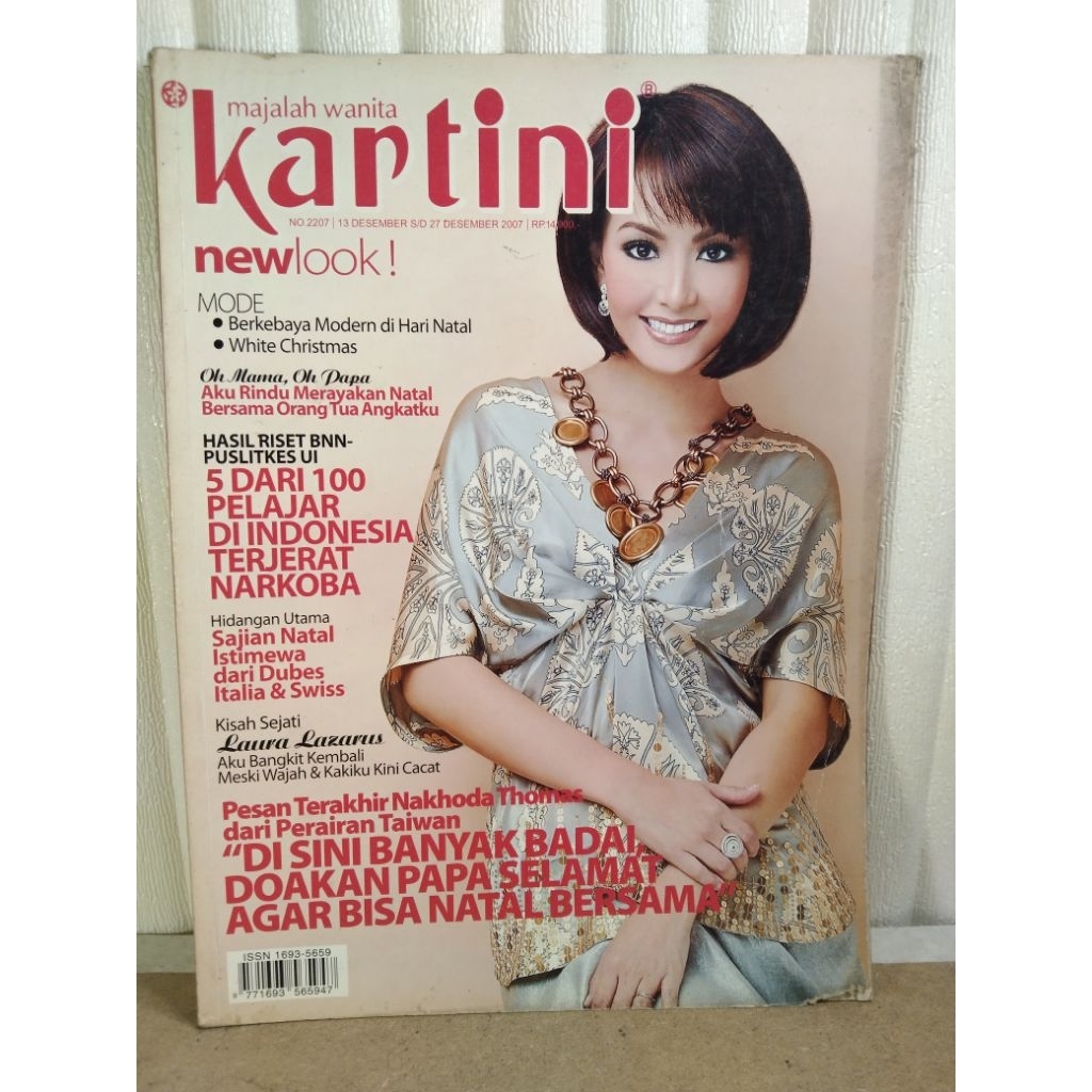 Majalah KARTINI cover SUSAN BACHTIAR tahun 2007 no 2207