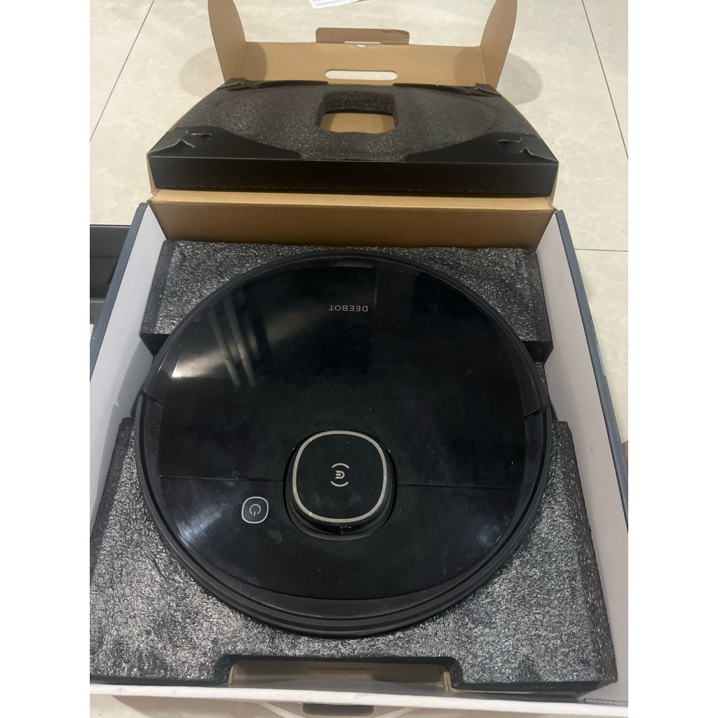 Ecovacs Deebot Ozmo 920 Robot Vakum (Second)