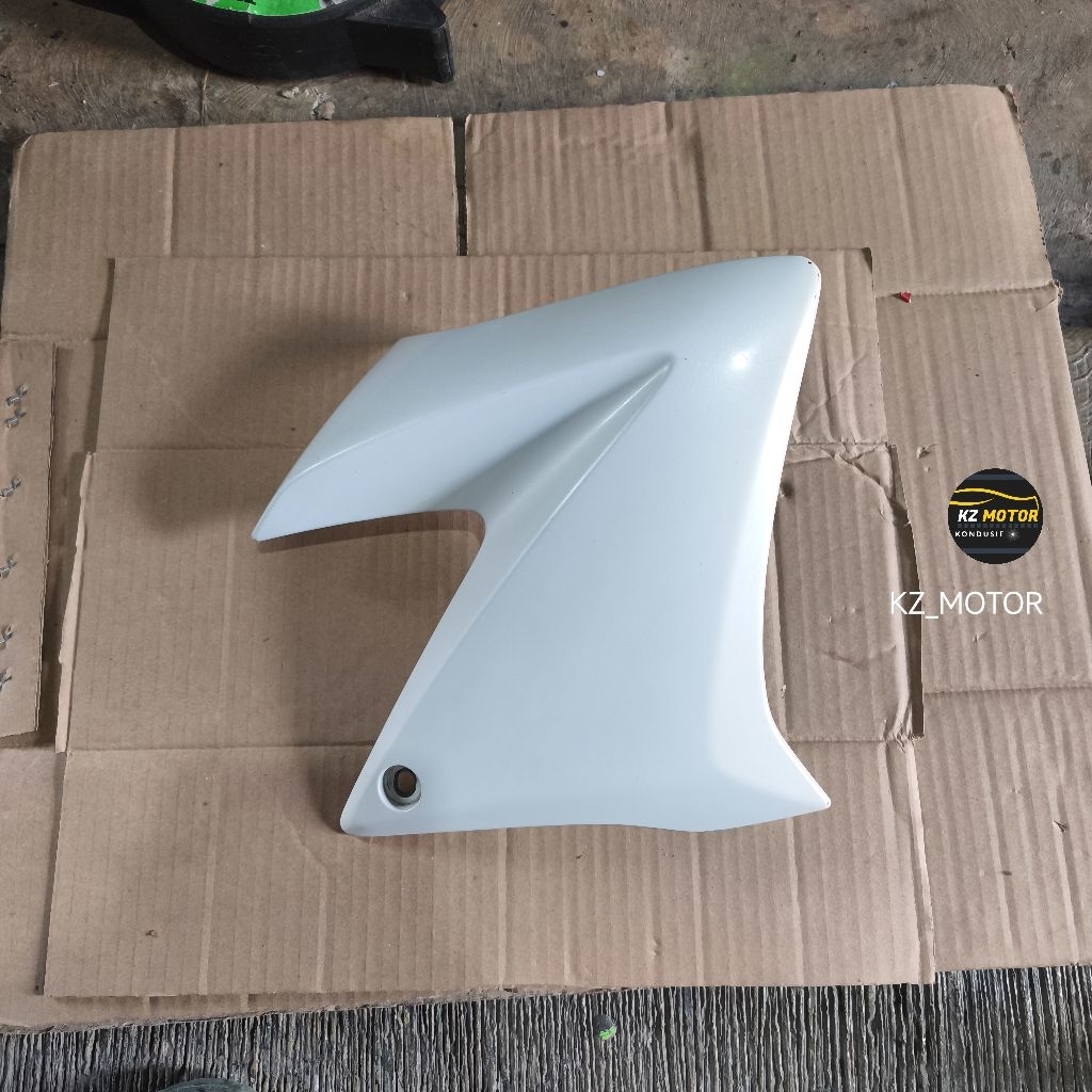 Sayap Kanan Vixion Old Vixion Lama Original Copotan