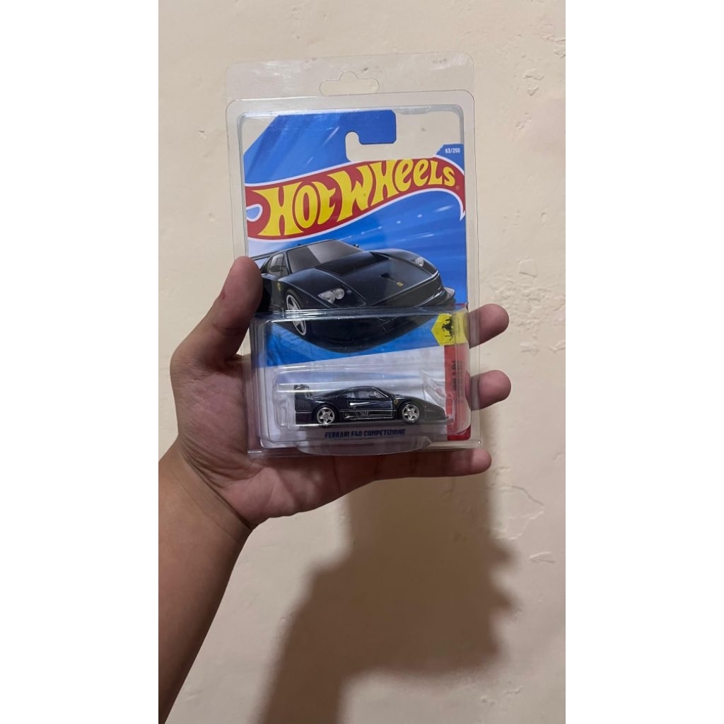 Hotwheels Super Treasure Hunt Ferrari F40 Competizione