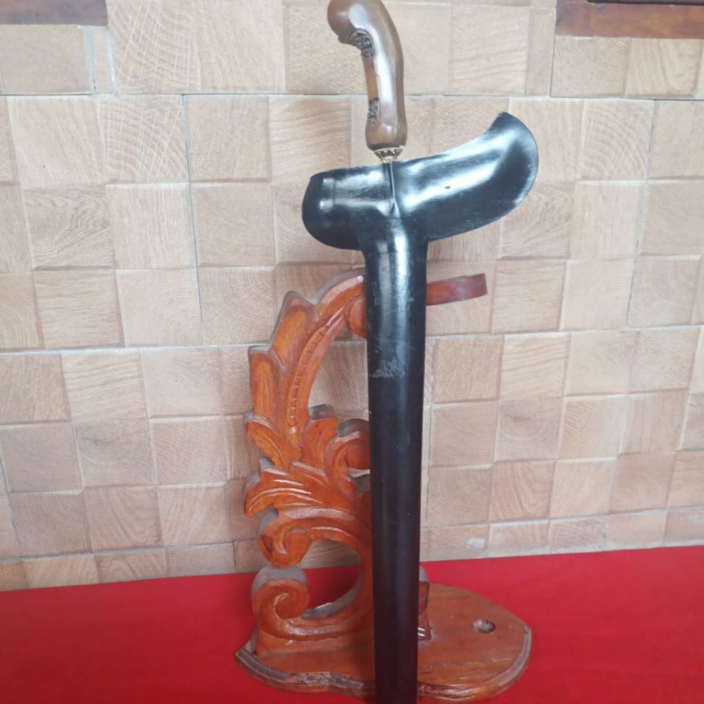 Keris Omyang Jimbe/Putut Kembar Sepuh,Pamor Pulo Tirto,Kulit Semongko