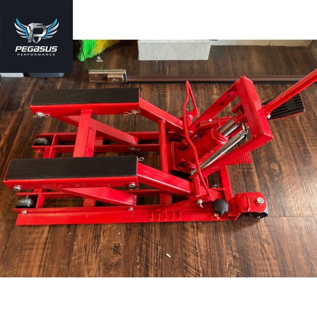 Derek Sepeda motor, Dongkrak Sepeda Motor