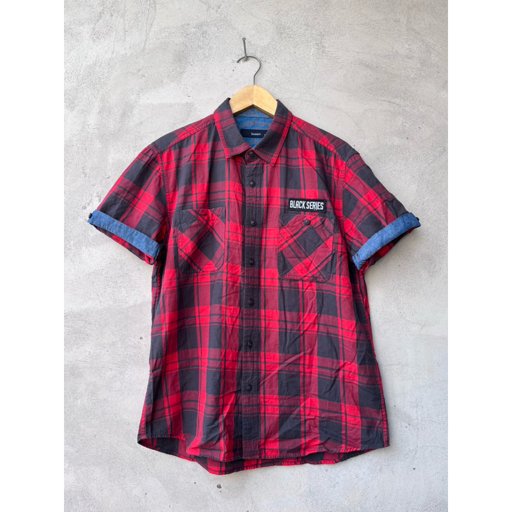 Bossini Black series kemeja pria L