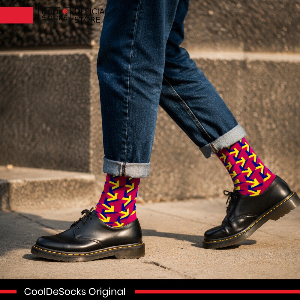 Kaos Kaki CoolDeSocks Original | Arrow Raspberry