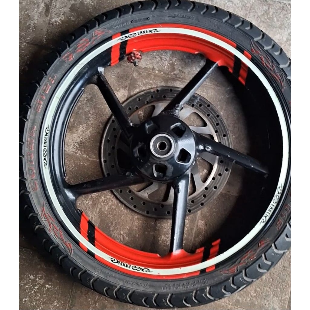 satu set ban velg byson