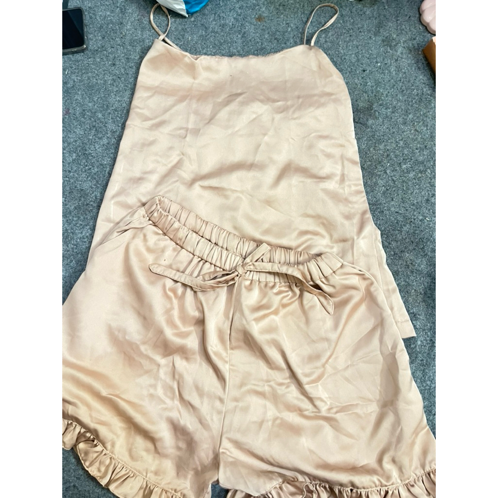 set piyama satin preloved (tidak pernah dipakai)