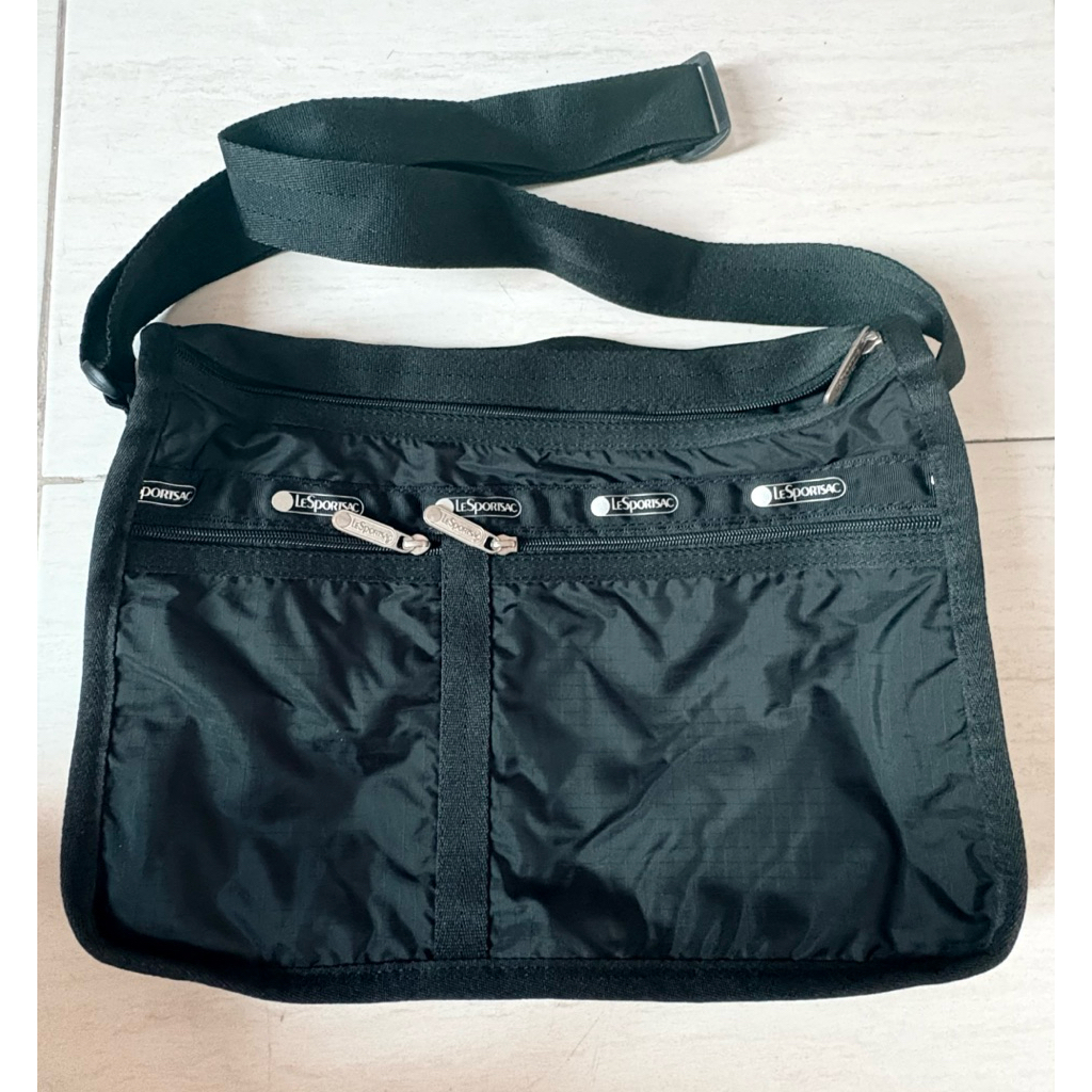 Preloved Tas LeSportSac