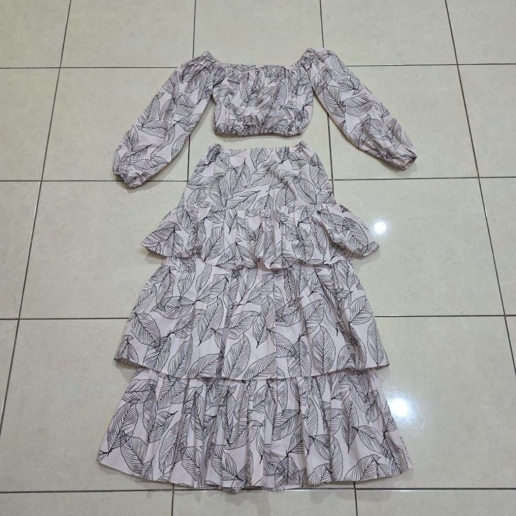 preloved set wanita