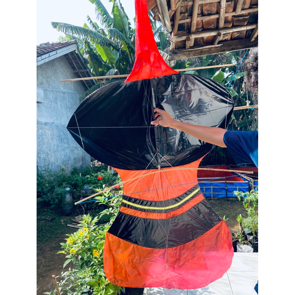 LAYANGAN KUIR KHAS BALI UKURAN 1 METER
