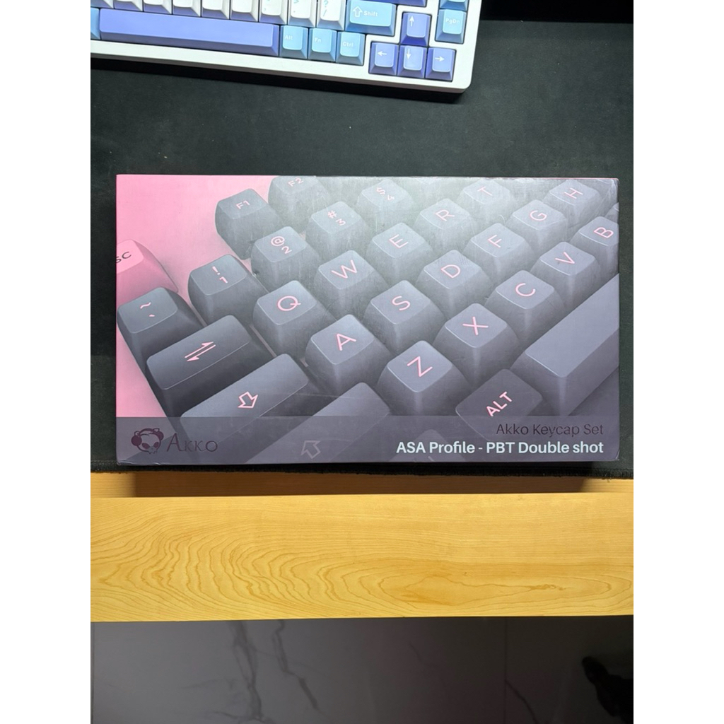 Keycaps Akko Black and Pink Retro ASA Profile