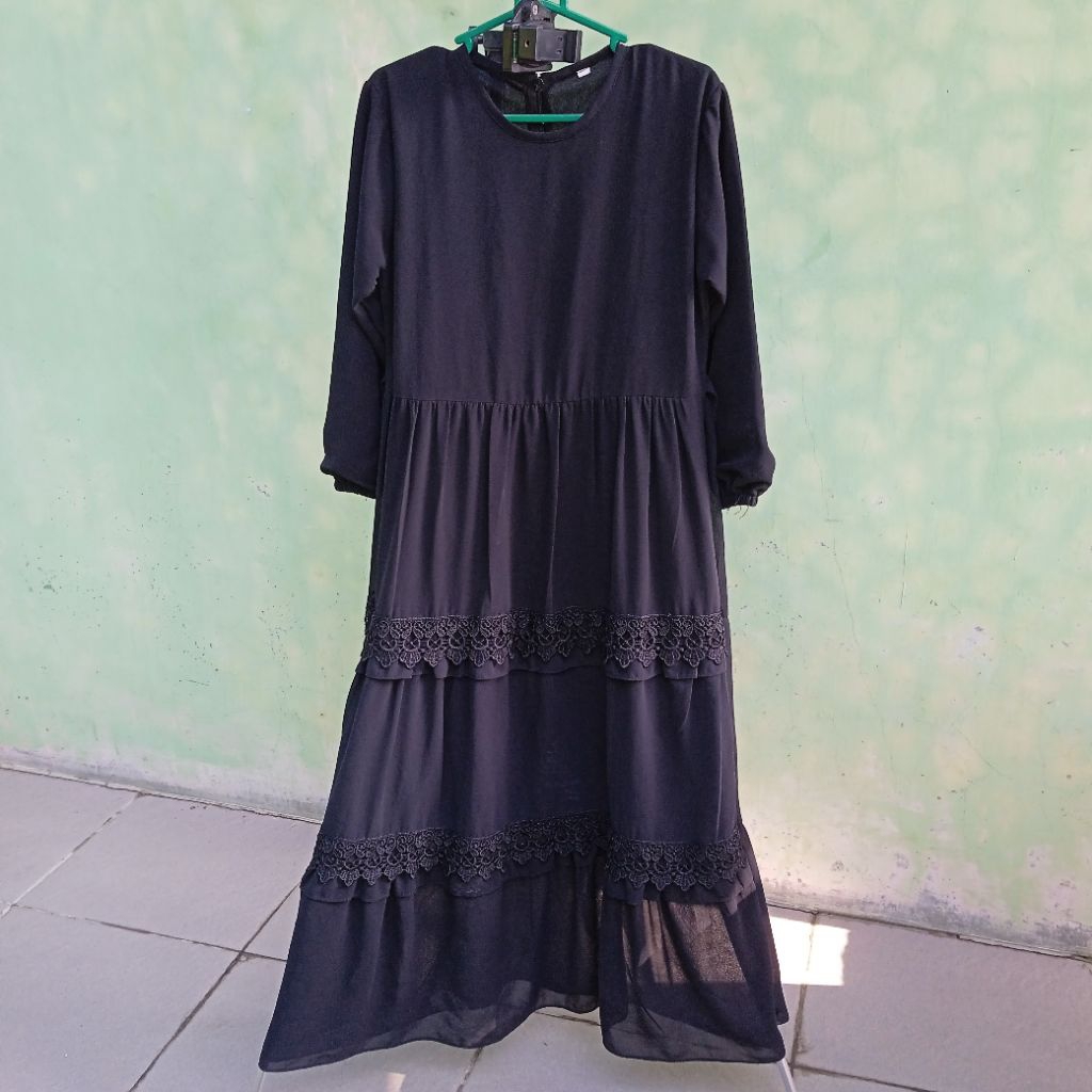 Preloved - Gamis hitam