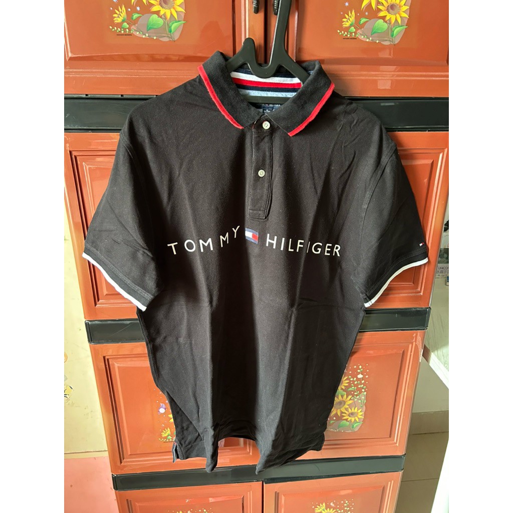 PL kaos kerah Tommy Hilfiger XL
