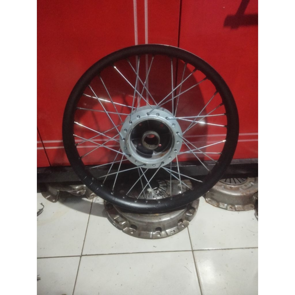 ring velg 17 belakang Honda Supra x lama  Gran  Astrea  second ori