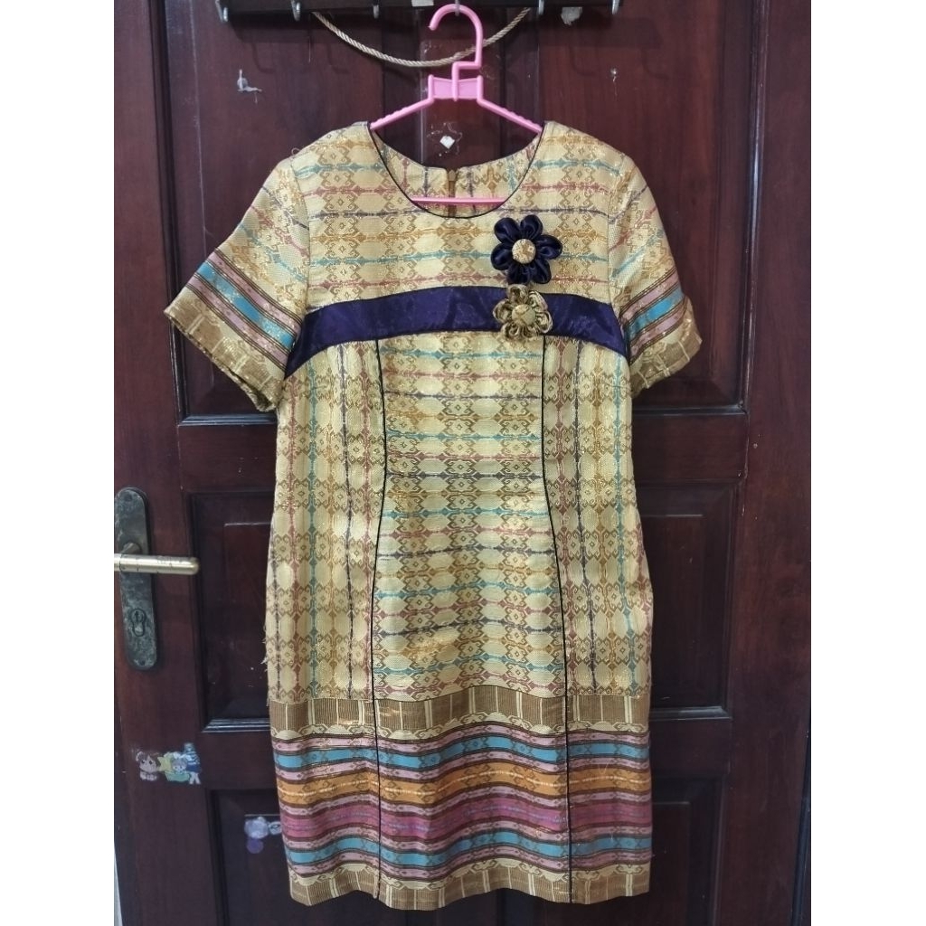 Preloved dress batik tenun