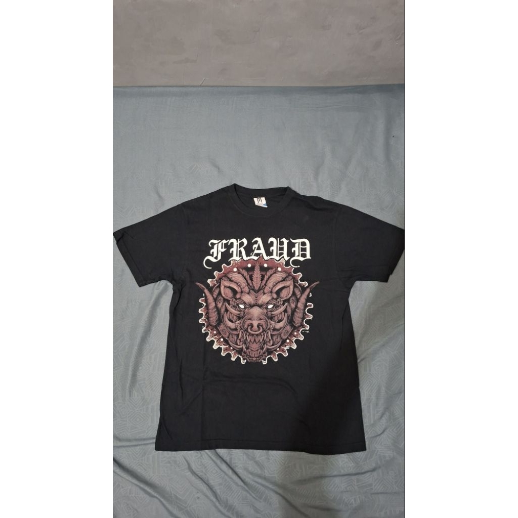Tshirt Fraud