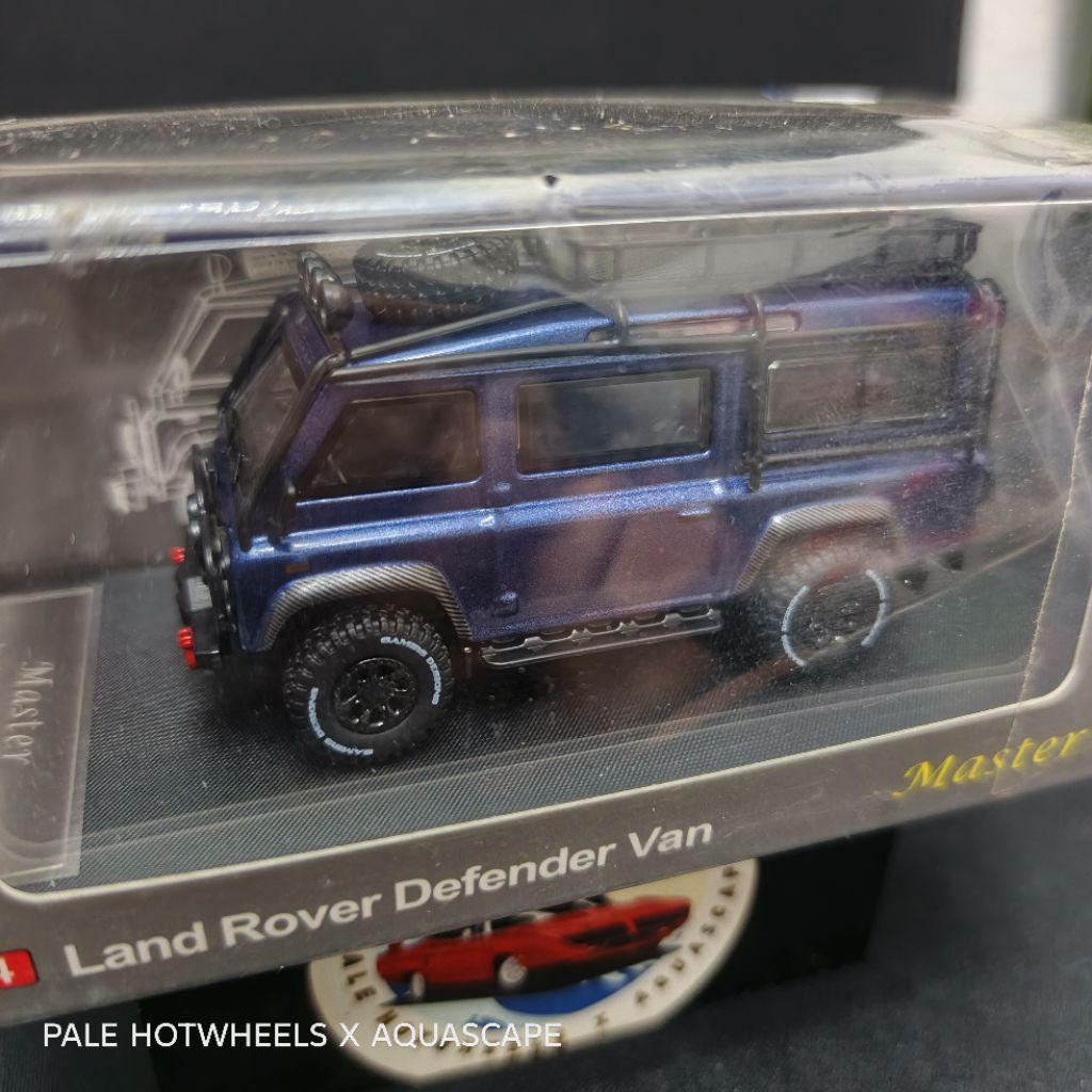 MASTER LAND ROVER DEFENDER VAN deep blue