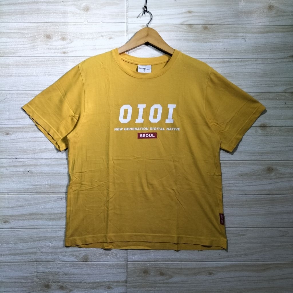 1123. T shirt Kaos OiOi  Size M  LD106