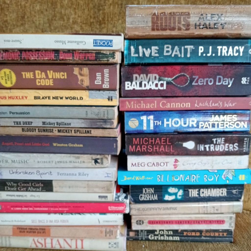 Buku Novel campuran berbahasa Inggris