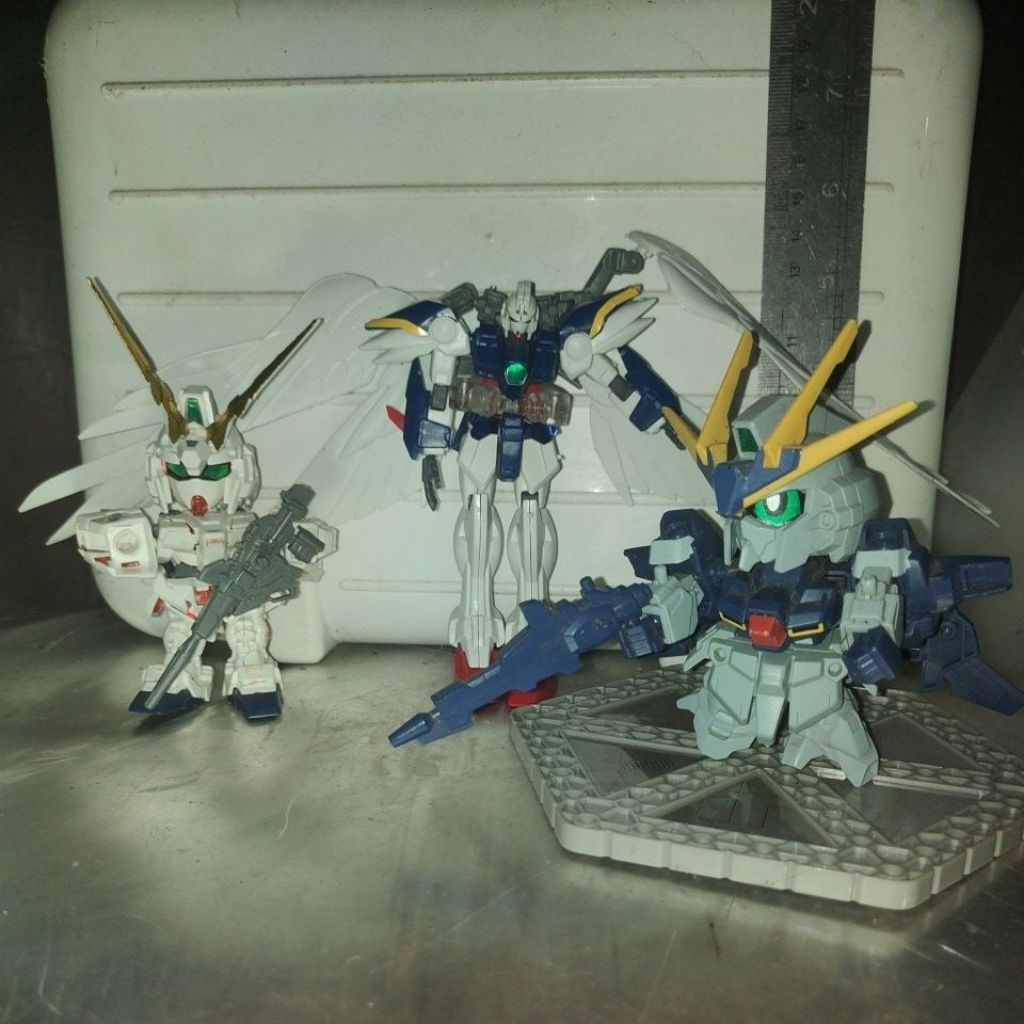 Figur Gundam Mini Bandai