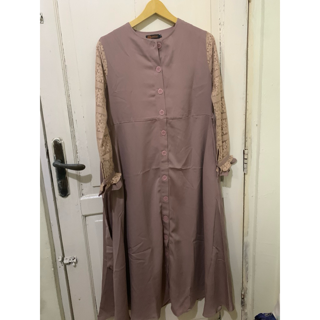 Bunga Dress Brukat by Elbina Hijab Preloved