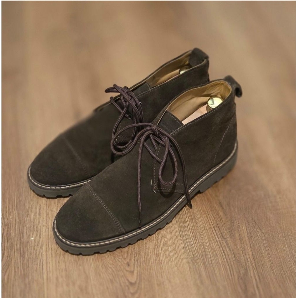 Sepatu Massimo Dutti Brown Suede Vibram