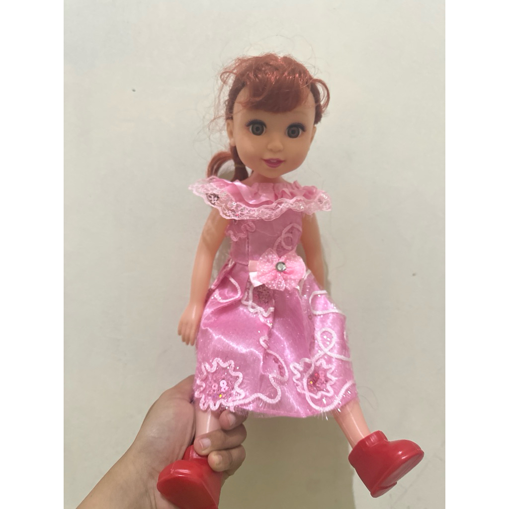 boneka musik