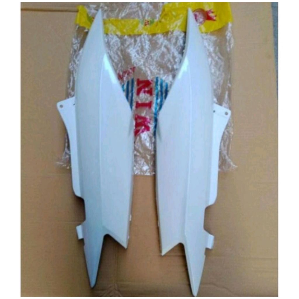 COVER BODY MIO SOUL PUTIH/ BODY BELAKANG MIO SOUL PUTIH KARBU