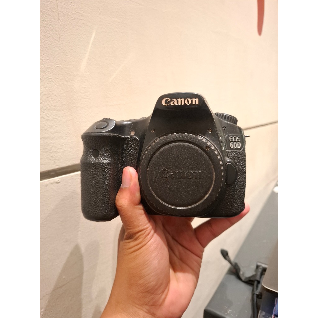 (SECOND) KAMERA DSLR CANON 60D (BODY ONLY)