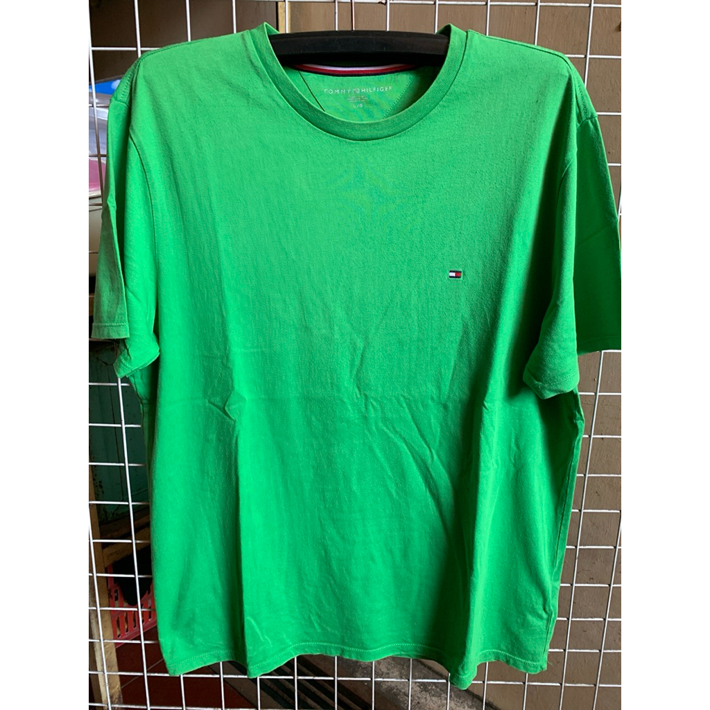 Kaos Pria Tommy Hilfiger Green Crewneck T-Shirt Original