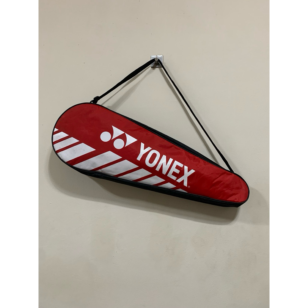 1 paket Raket Yonex nanoray 68 light & arcsaber 69 light preloved